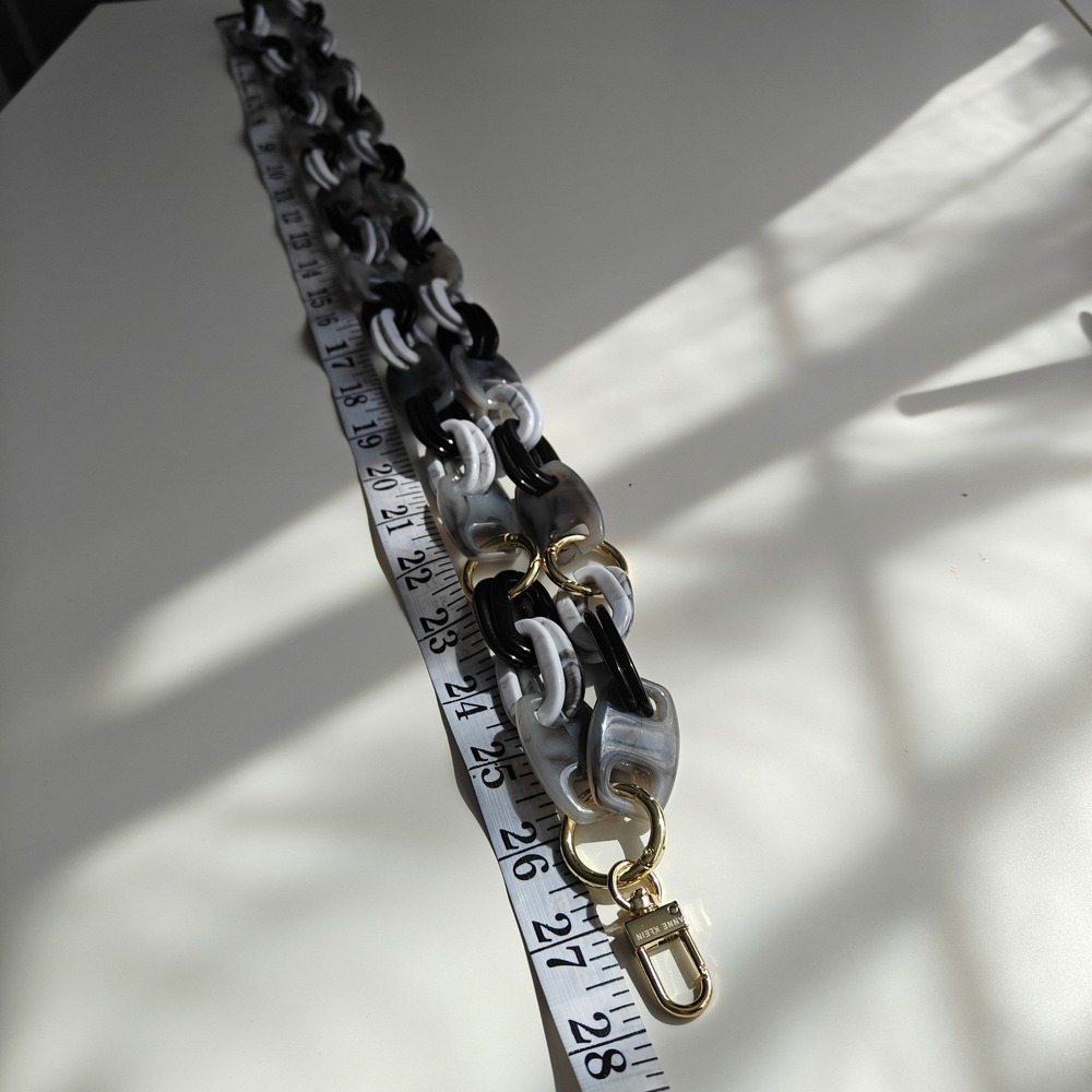 Anne Klein Chunky Resin Acrylic Crossbody Chain Link White Grey Gold Tone - Picture 6 of 6